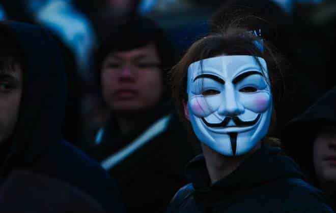 Anonymous ameaça senadores que votarem a favor do limite na internet fixa 5